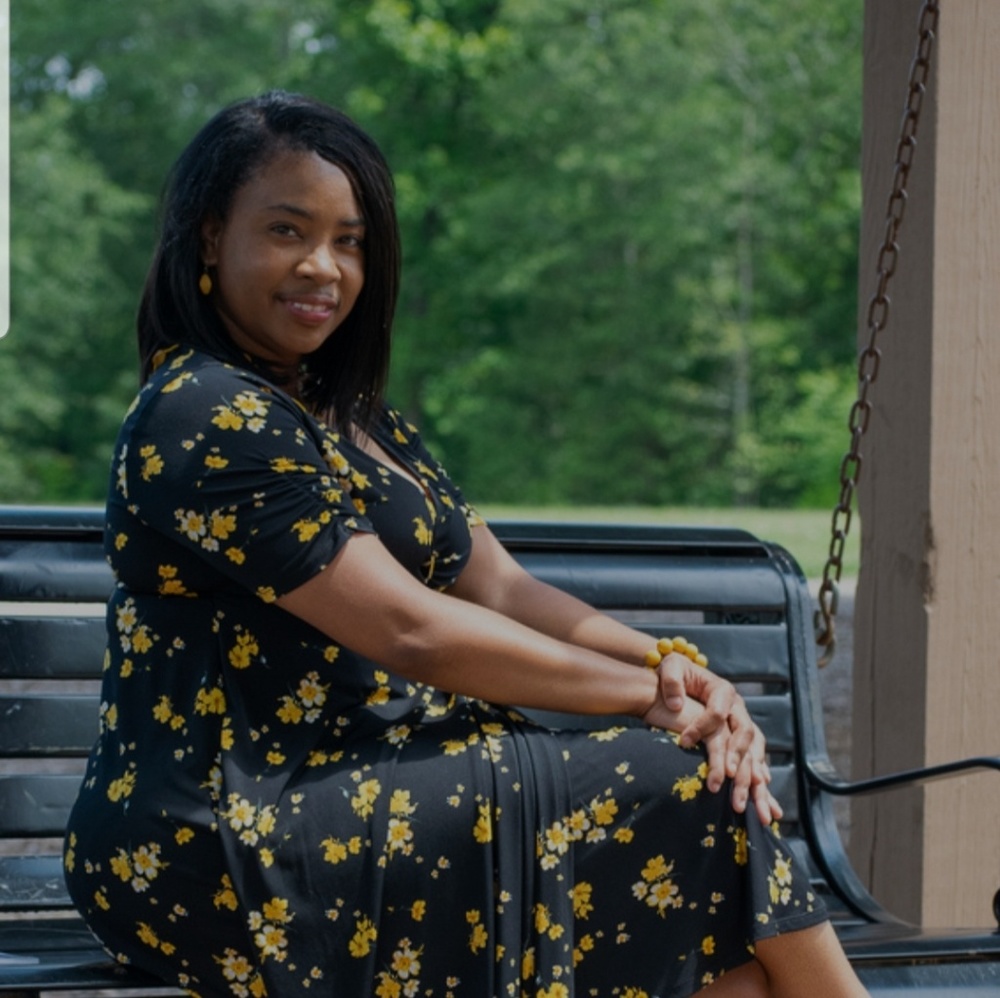 Meet your Posher, Shica